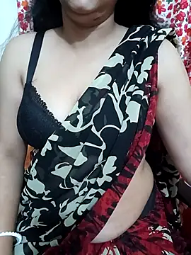 Priya Boudi online show from 11/29/25, 05:49