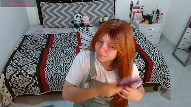 soniafuckboobs online show from 11/11/25, 12:27