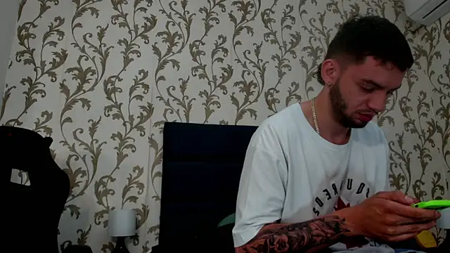 Michael magno online show from 01/07/25, 02:51