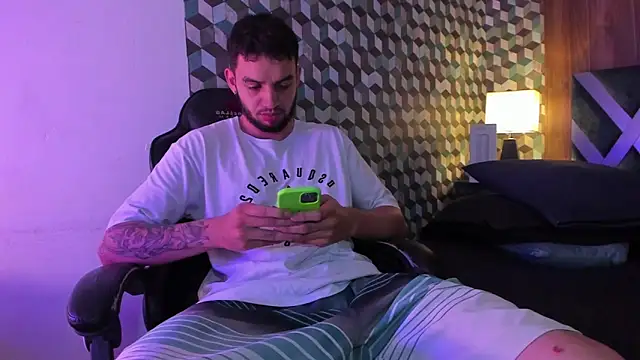 Michael magno online show from 01/17/25, 05:41