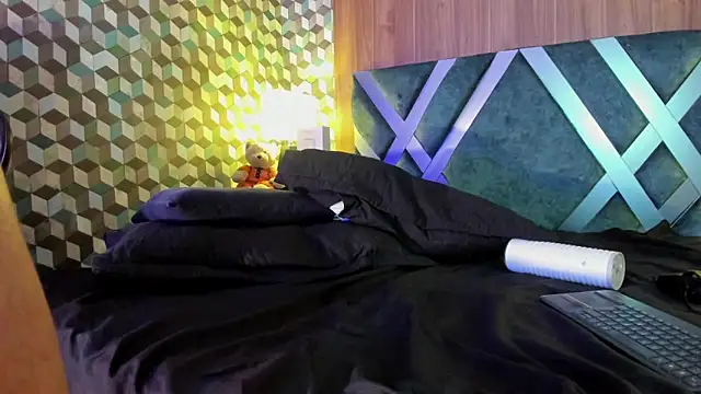 Michael magno online show from 01/23/25, 01:13