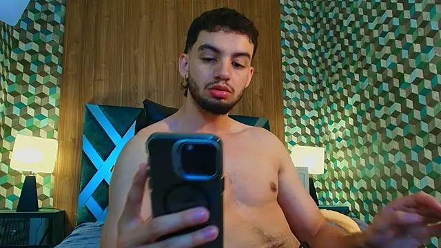 Michael magno online show from 10/30/25, 07:47