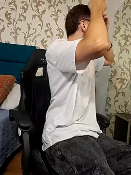 Michael magno online show from 03/31/26, 10:48