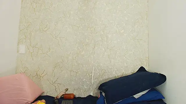 Snapshot of sofi_balvin chatting on 09/27/25, 07:19 sofi balvin online show from 09/27/25, 07:19