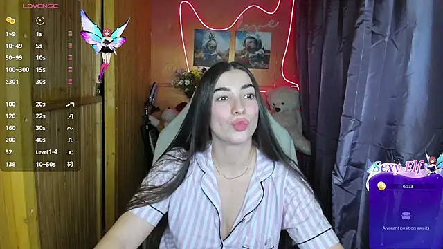 Fiery Brunette  online show from 01/13/25, 06:27