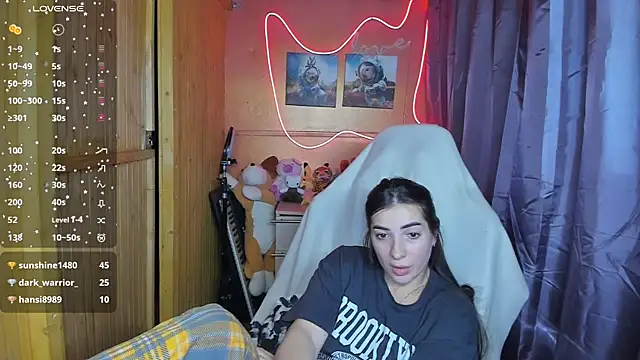 Fiery Brunette  online show from 02/22/25, 07:34