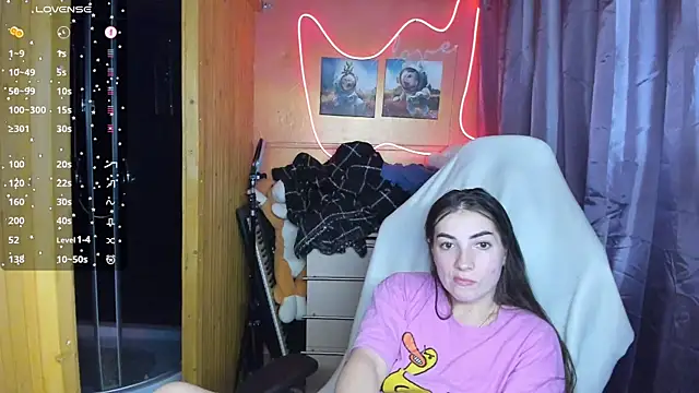 Fiery Brunette  online show from 03/04/25, 02:42