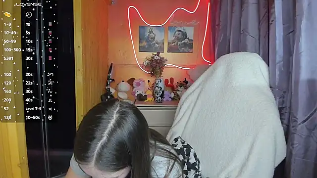 Fiery Brunette  online show from 03/11/25, 03:34