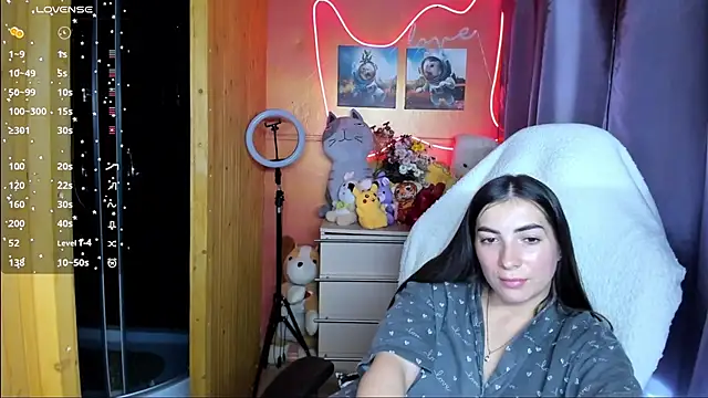 Fiery Brunette  online show from 09/27/25, 09:36