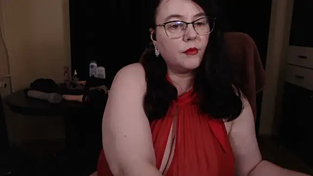 poshmistress online show from 12/21/25, 08:49