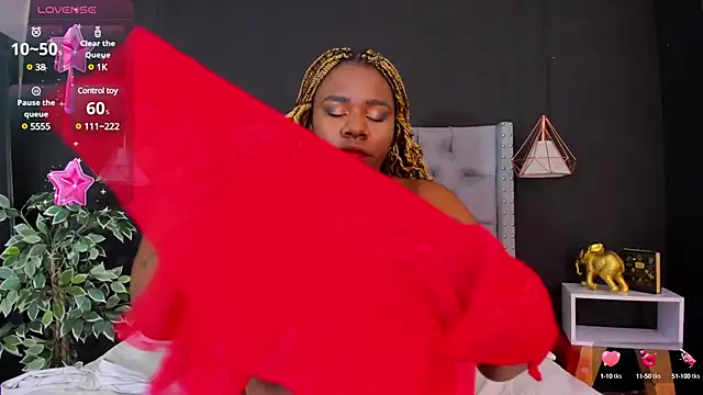 Snapshot of Tammy__vega_ chatting on 02/02/25, 03:54 Tammy vega online show from 02/02/25, 03:54