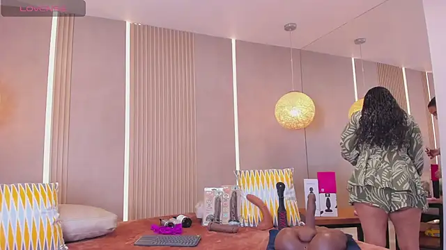 sabrina shark  online show from 03/25/26, 01:11