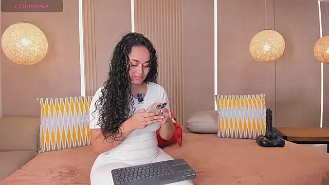 sabrina shark  online show from 05/21/26, 01:12
