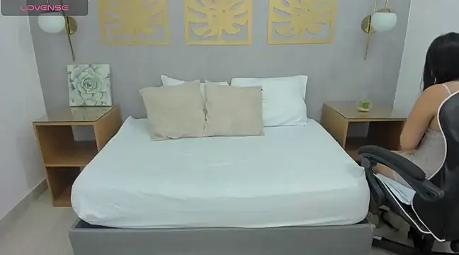 ayla13  online show from 03/11/25, 07:36