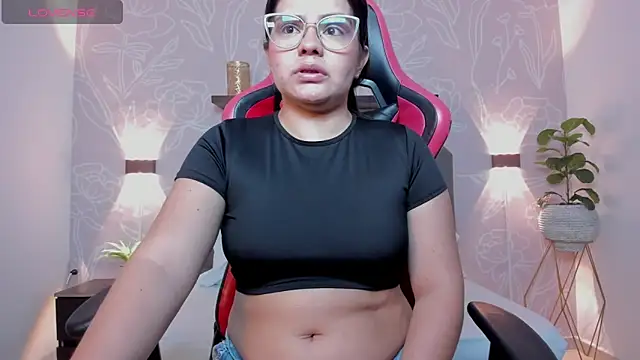 ayla13  online show from 02/26/26, 07:02