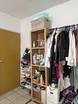 Sexyedith09 online show from 04/10/26, 05:17