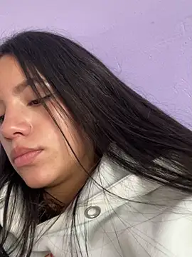 hannahb-e online show from 02/01/25, 07:44