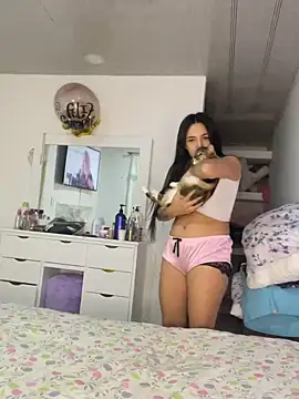 hannahb-e online show from 02/14/25, 01:34