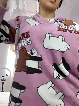 hannahb-e online show from 02/22/25, 05:35