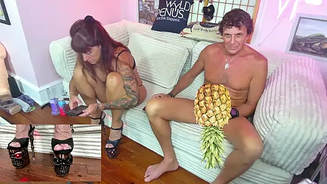 Snapshot of sexyandjagundo chatting on 06/14/26, 07:05 sexyandjagundo online show from 06/14/26, 07:05
