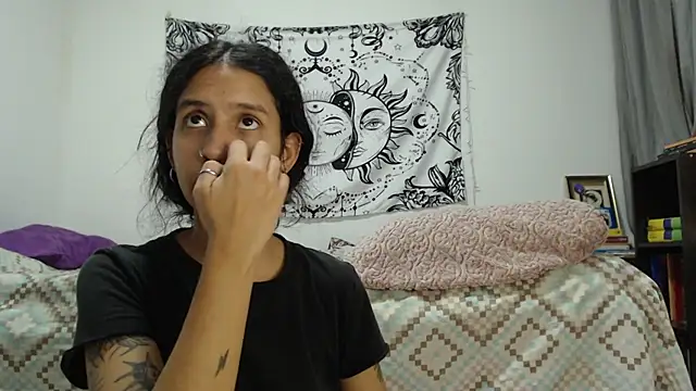 AlinaWoolf  online show from 12/27/24, 02:47