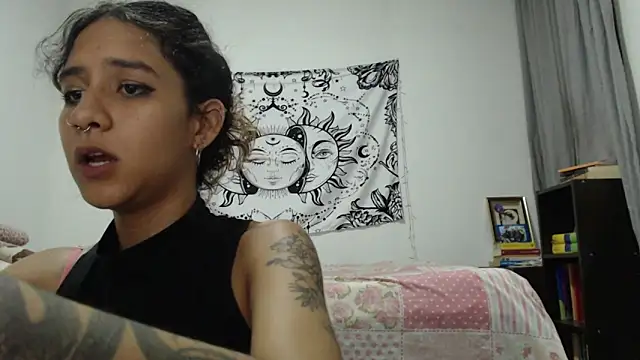 AlinaWoolf  online show from 01/13/25, 02:39