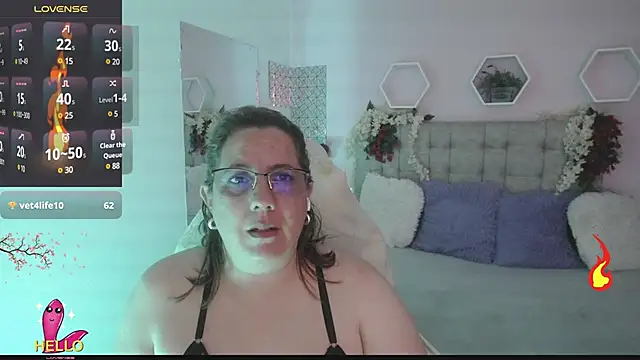 katie joness  online show from 03/01/25, 03:49