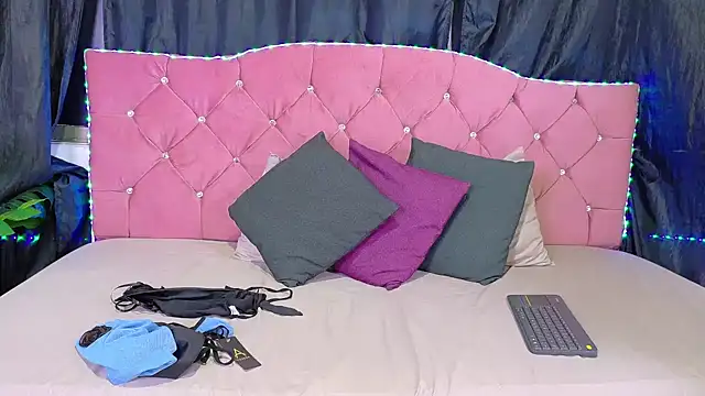 Cataleya divine online show from 02/23/26, 12:13