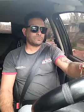 hecwil8 online show from 10/06/25, 05:10