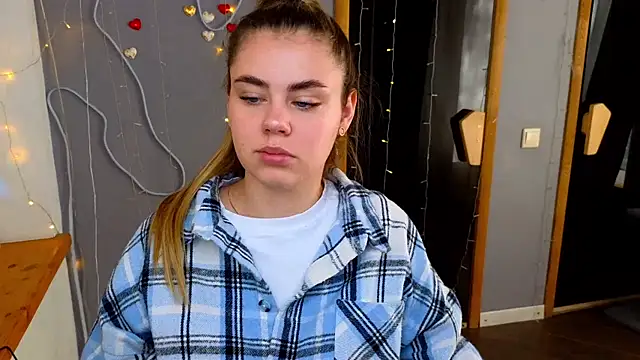 Snapshot of IsabellaBler chatting on 09/21/25, 05:31 IsabellaBler online show from 09/21/25, 05:31