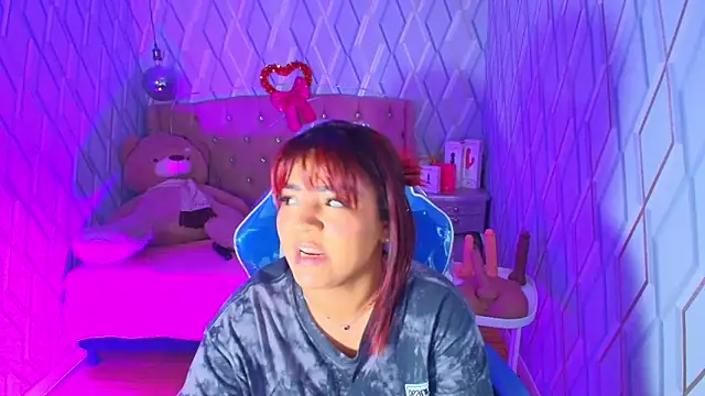 NicolleTaylor online show from 02/08/26, 04:05