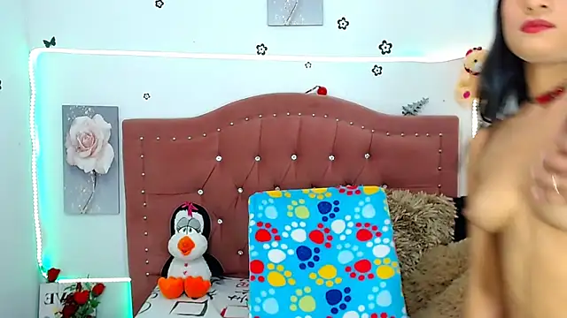 Snapshot of AngeDrty chatting on 01/10/25, 01:10 AngeDrty online show from 01/10/25, 01:10