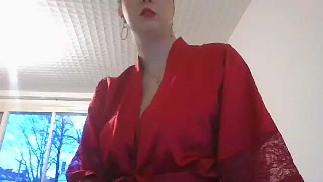 Linaluxa online show from 01/12/26, 04:23