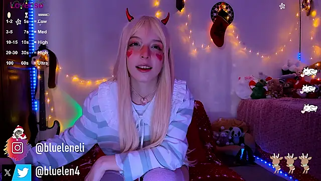 Snapshot of bluelen chatting on 12/11/24, 12:12 bluelen online show from 12/11/24, 12:12