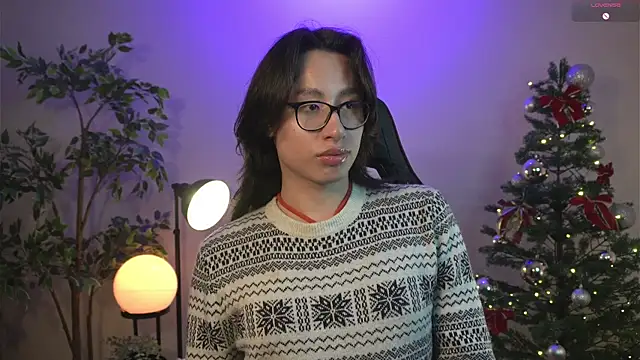 SrLuis18 online show from 12/24/24, 09:00