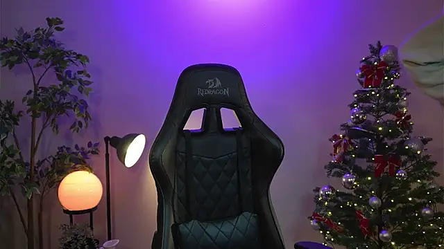 SrLuis18 online show from 01/01/25, 01:04