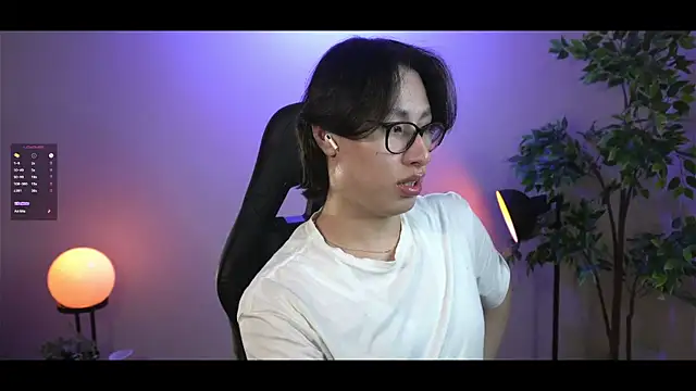 SrLuis18 online show from 02/25/25, 02:47