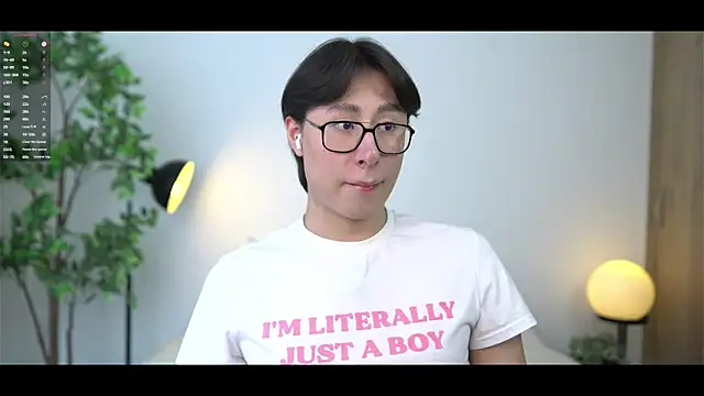 SrLuis18 online show from 02/06/26, 04:54