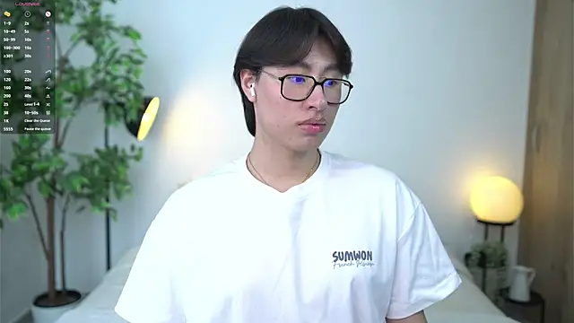 SrLuis18 online show from 03/25/26, 07:20