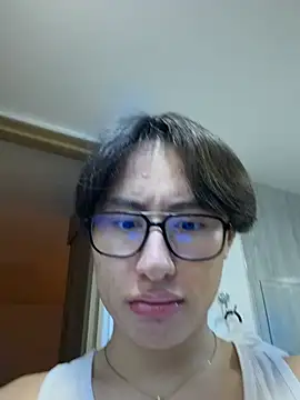 SrLuis18 online show from 03/28/26, 04:45