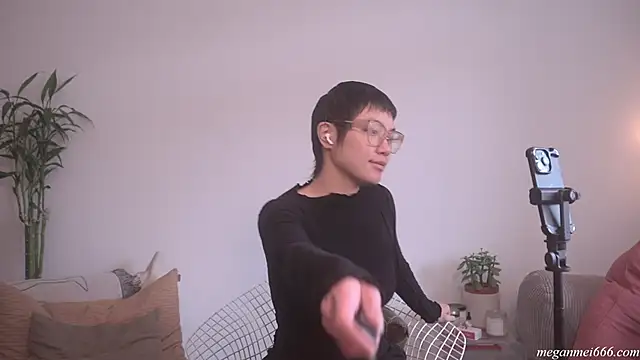 meganmei666 online show from 03/25/26, 06:03
