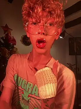 lyamthommpson online show from 12/19/25, 09:11