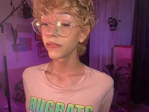 lyamthommpson online show from 03/19/26, 08:13