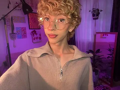 lyamthommpson online show from 03/26/26, 08:47