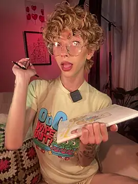 lyamthommpson online show from 04/04/26, 02:54