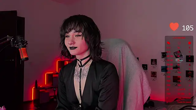 Snapshot of deadlysweet chatting on 03/01/25, 11:37 deadlysweet online show from 03/01/25, 11:37