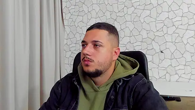 Snapshot of JoshKnights chatting on 09/27/25, 04:50 JoshKnights online show from 09/27/25, 04:50