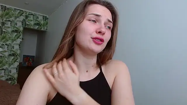 Olivia shine online show from 03/14/25, 05:27