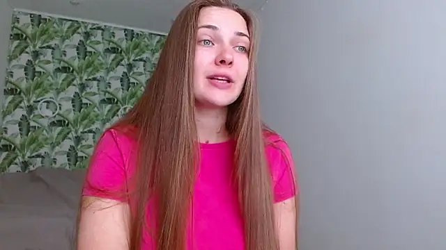 Olivia shine online show from 09/29/25, 04:28