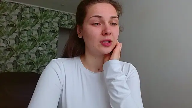 Olivia shine online show from 03/26/26, 05:24